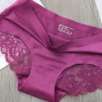 Seamless Ice Silk Women's Lace Panties