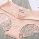 Seamless Ice Silk Women's Lace Panties