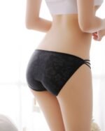 Lace floral design panties - Image 2